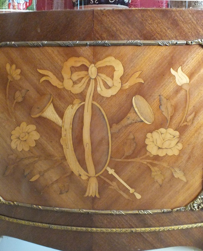 0215-707-D-827×1024