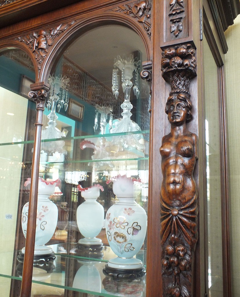 0215-843-C-827×1024